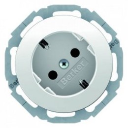 47272089 Штепсельная розетка SCHUKO 45°, полярная белизна, с блеском R.1/R.3 Berker