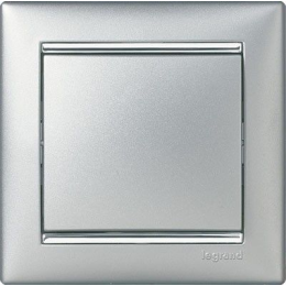 770351 Рамка Valena Алюминий / Серебряный штрих 1-постовая Legrand