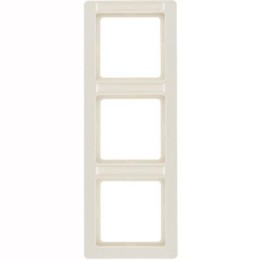 10536092 Рамка с полем для надписей Q.3 Белый с эффектом бархата 3-постовая вертикальная Berker