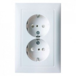 47299909 Двойная штепсельная розетка SCHUKO, цельная цвет: полярная белизна, матовый S.1 Berker