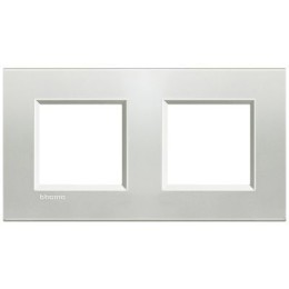 LNA4802M2AG Рамка LivingLight Квадрат Серебро 2+2 модуля Bticino