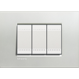 LNA4802AG Рамка LivingLight Квадрат Серебро 2-модульная Bticino