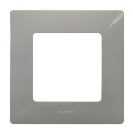 672521 Рамка Etika Светлая галька 1-постовая  Legrand