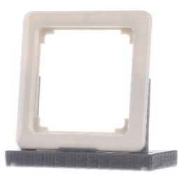 590Z CD 500/CD plus Бежевый Промежуточная рамка для монтажа изделий 50х50 Jung