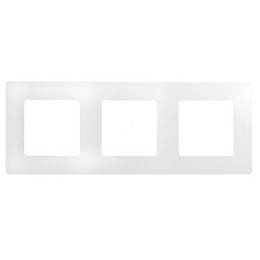 672503 Рамка Etika Белый 3-постовая Legrand