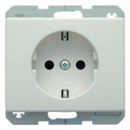 41350069 Штепсельная розетка SCHUKO цвет: полярная белизна, с блеском Arsys Berker