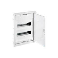 001413 Щит встраиваемый Nedbox - со скругленной дверью белой RAL 9010 - 3 рейки - 36+6 модулей Nedbox Legrand 001413 Щит встраиваемый Nedbox - со скругленной дверью белой RAL 9010 - 3 рейки - 36+6 модулей Nedbox Legrand