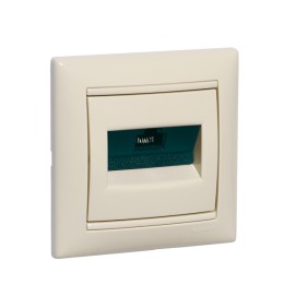 774138 Valena Розетка комп(RJ45) 1-ая 5кат.крепление винт.(без лапок) UTP Legrand