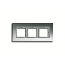 LSP983GCR Рамка LS Plus Хром 3-постовая Jung