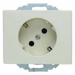 47280002 Штепсельная розетка SCHUKO 45° цвет: белый, с блеском Arsys Berker