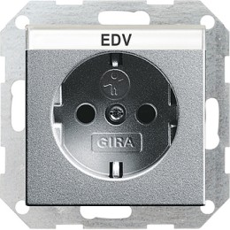 046226 Розетка с защитой от детей и полем для надписи Алюминий Gira