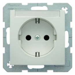 47501909 Штепсельная розетка SCHUKO с полем для надписей цвет: полярная белизна, матовый S.1/B.1/B.3/B.7 Glas Berker