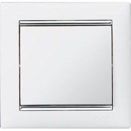 770491 Рамка Valena Белый / Серебряный штрих 1-постовая Legrand
