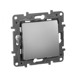 672414 Выключатель без фиксации (кнопка) с Н.О./Н.З. контактом - Etika - 6 A - 250 В~ - алюминий Legrand