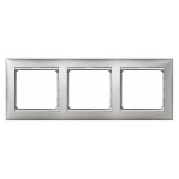 770333 Рамка Valena Алюминий матовый 3-постовая Legrand