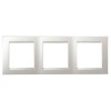 1500630-030 Рамка универсальная, 3 поста, белый Simon 15