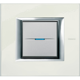 HA4802BG Рамка Axolute Квадрат Фарфор 2-модульная Bticino