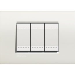 LNA4802BI Рамка LivingLight Квадрат Белый 2-модульная Bticino