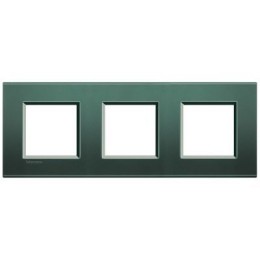 LNA4802M3PK Рамка LivingLight Квадрат Зеленый шелк 2+2+2 модуля Bticino