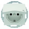 47448989 Штепсельная розетка SCHUKO с откидной крышкой цвет: полярная белизна, с блеском S.1/B.3/B.7 Glas Berker
