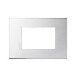 HW4803HD Рамка Axolute Air Белый 3-модульная Bticino