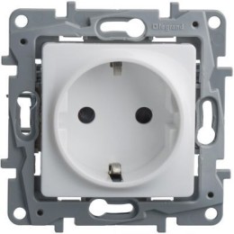 672221 Розетка 2К+З - немецкий стандарт - 16 А - 250 В~ - Etika - белый Legrand