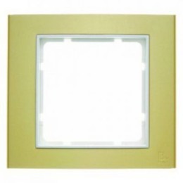 10113046 Рамка B.3 Золото / Полярная белизна 1-постовая Berker
