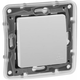672200 Выключатель/переключатель IP44 - Etika - 10 A - 250 В~ - белый Legrand