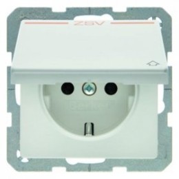 47516049 Штепсельная розетка SCHUKO, с откидной крышкой, с оттиском, Q.1/Q.3, цвет: полярная белизна, с эффектом бархата Berker