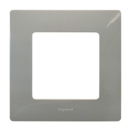 672521 Рамка Etika Светлая галька 1-постовая  Legrand