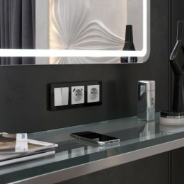 W0032708 Рамка на 3 поста Acrylic черный Werkel a059318