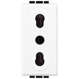 N4180 Розетка 2П + заземление 16A, 250В с защитными шторками Bticino