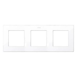 2400630-030 Рамка на 3 поста, белый Simon 24