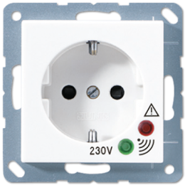 A521KIUFWW А 500 Белый Розетка с/з с защитными шторками с защитой от перенапряжения Jung A серия