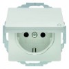 47446089 Штепсельная розетка SCHUKO с откидной крышкой цвет: полярная белизна, с эффектом бархата с защитой от детей, Q.1 Berker