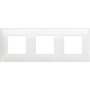 Рамка на 3 поста немецкий стандарт - 6 модулей. Цвет Белый. Bticino серия CLASSIA. R4802M3RW