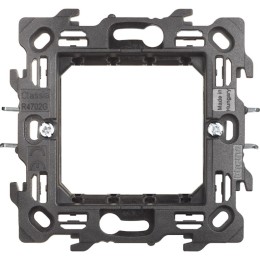 Суппорт на 2 модуля с лапками. Bticino серия CLASSIA. R4702G